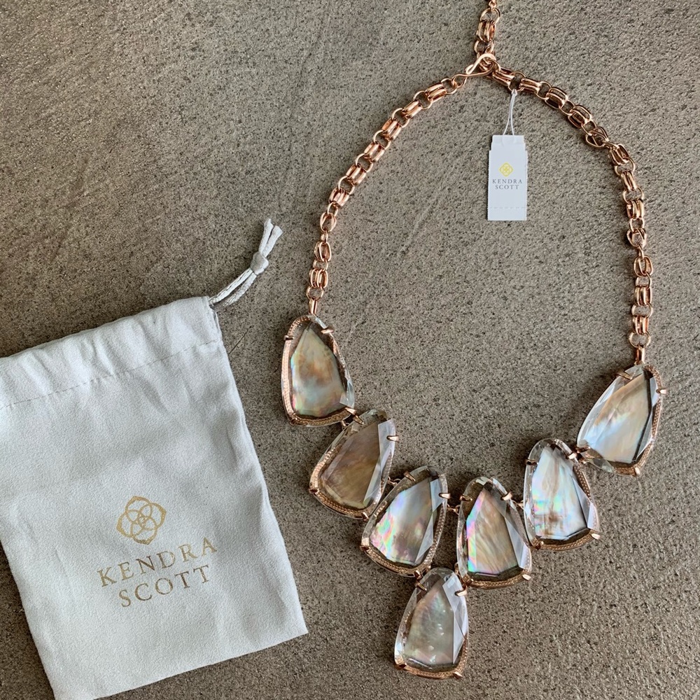 Kendra Scott Necklace